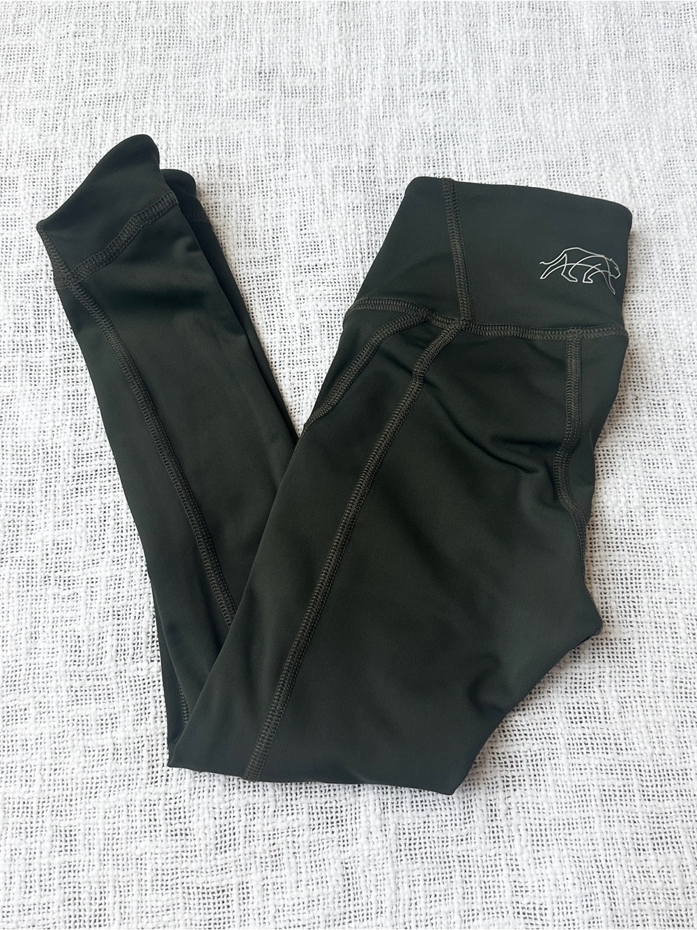 Tiger Friday Discontinued Evergreen Hot Cross Leggingsπ² Size Youth Medium